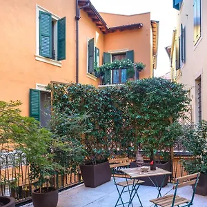 https://la-terrazza-in-centro.hotelinveneto.com